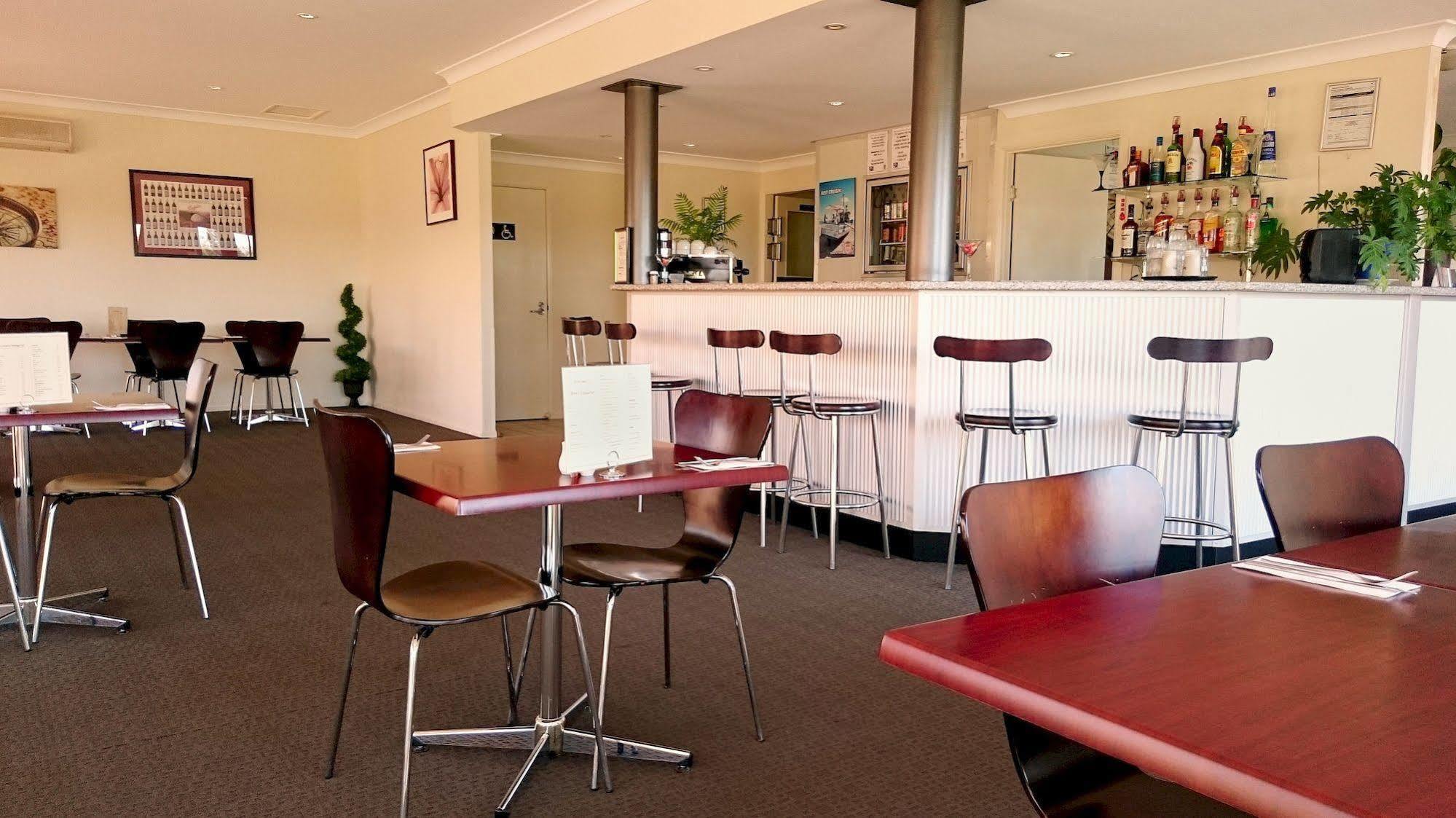 Country Roads Motor Inn Goondiwindi Eksteriør billede