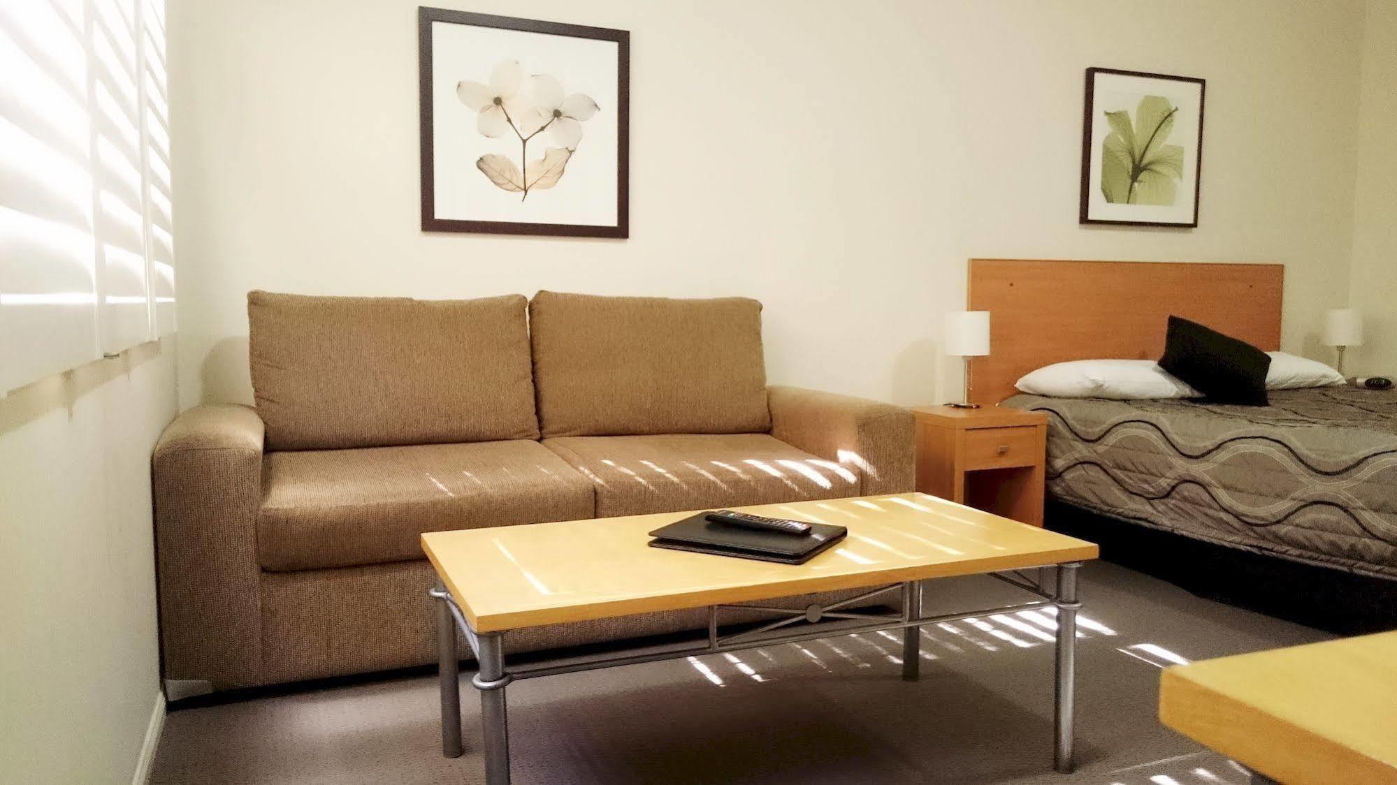 Country Roads Motor Inn Goondiwindi Eksteriør billede